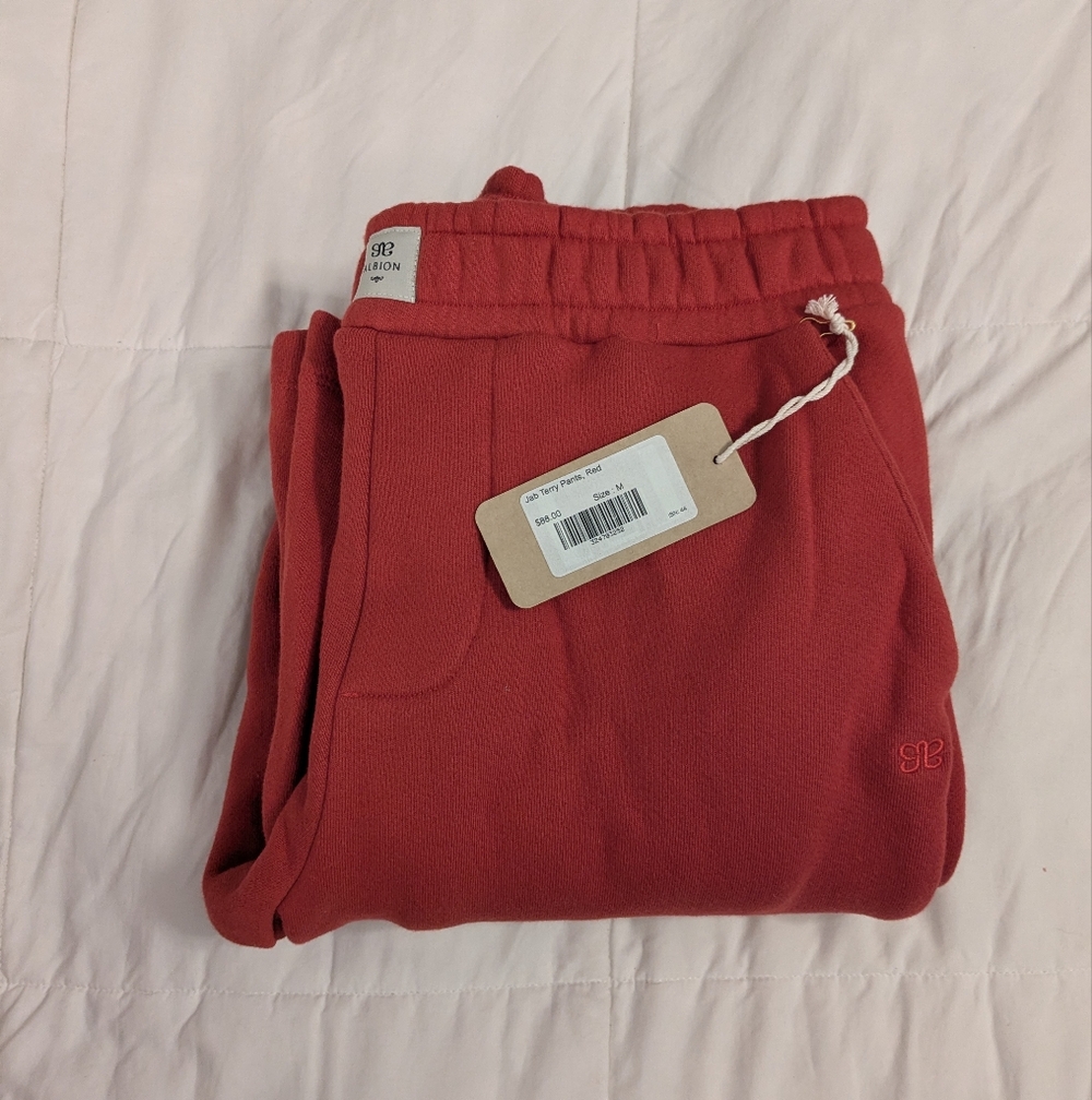 Red Half-Zip Sweatshirt and Pants Set - Picture 8 of 10